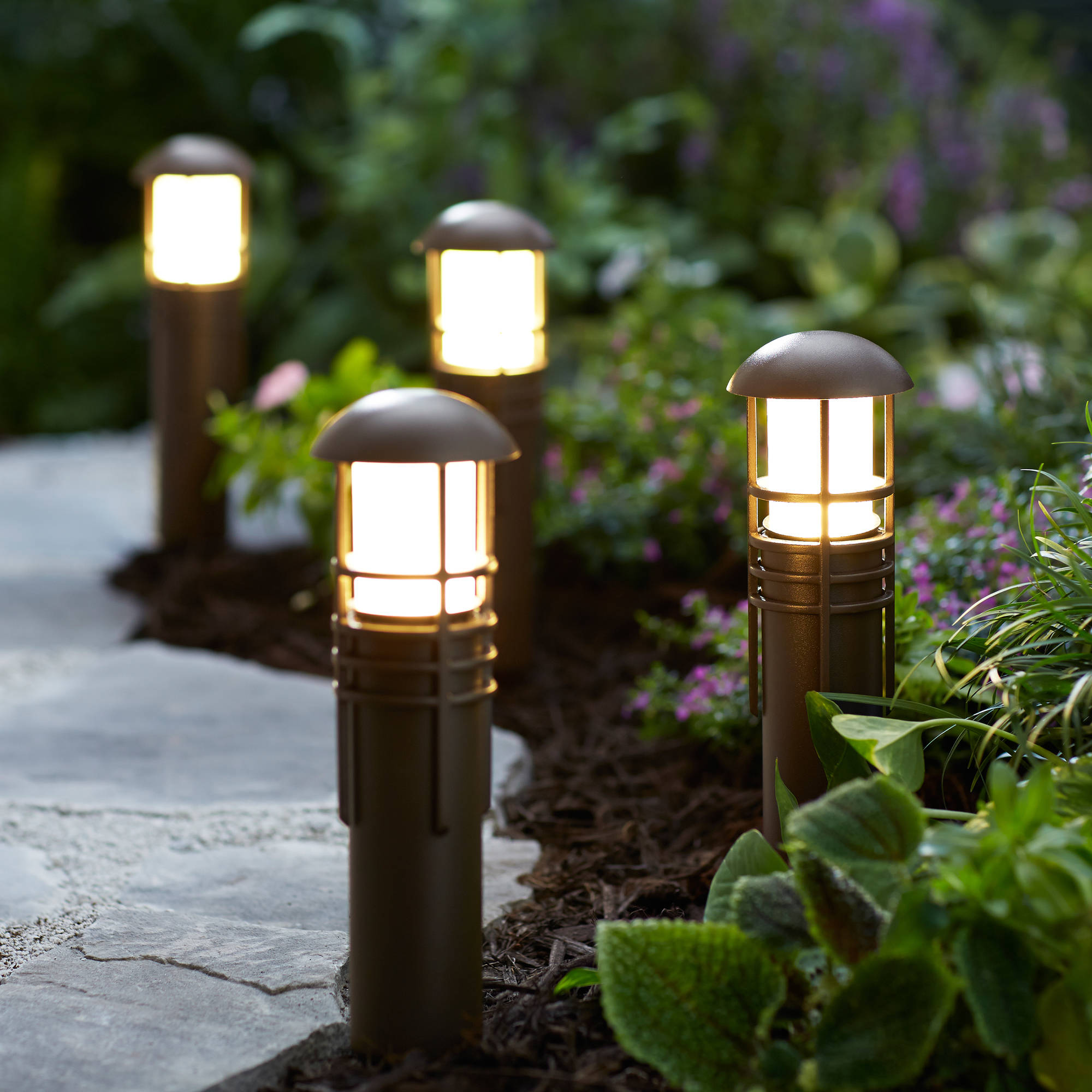 Landscape Spike Light - مصابيح LED للممرات بجهد 12 فولت