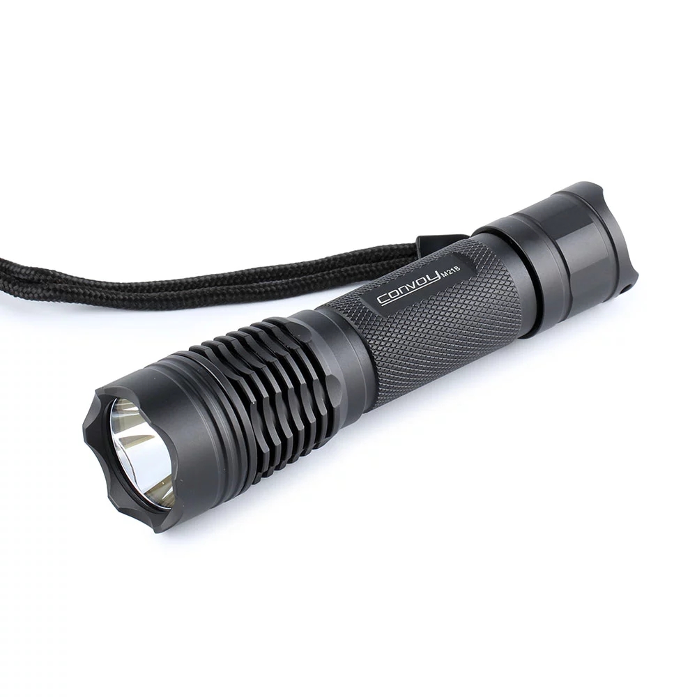مصباح يدوي Convoy M21B مع XHP7 - مراجعة Outdoor Lighting Not Working وسعره
